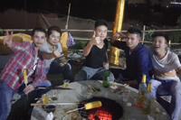 圣元電器伙伴齊聚燒烤咯！