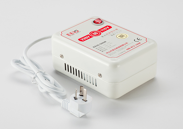 500W220V轉110V電壓轉換器【國外電器配套電源】